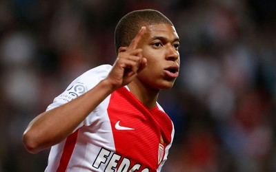 升博电竞动态-加布里埃尔点球罚丢抱头懊恼