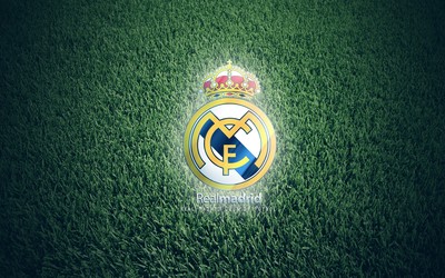 升博电竞讨论-姆巴佩与球迷合影亲和力十足